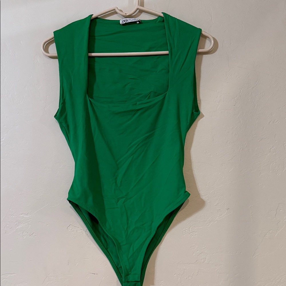 Zara Emerald Green Top Size Medium Excellent Condition